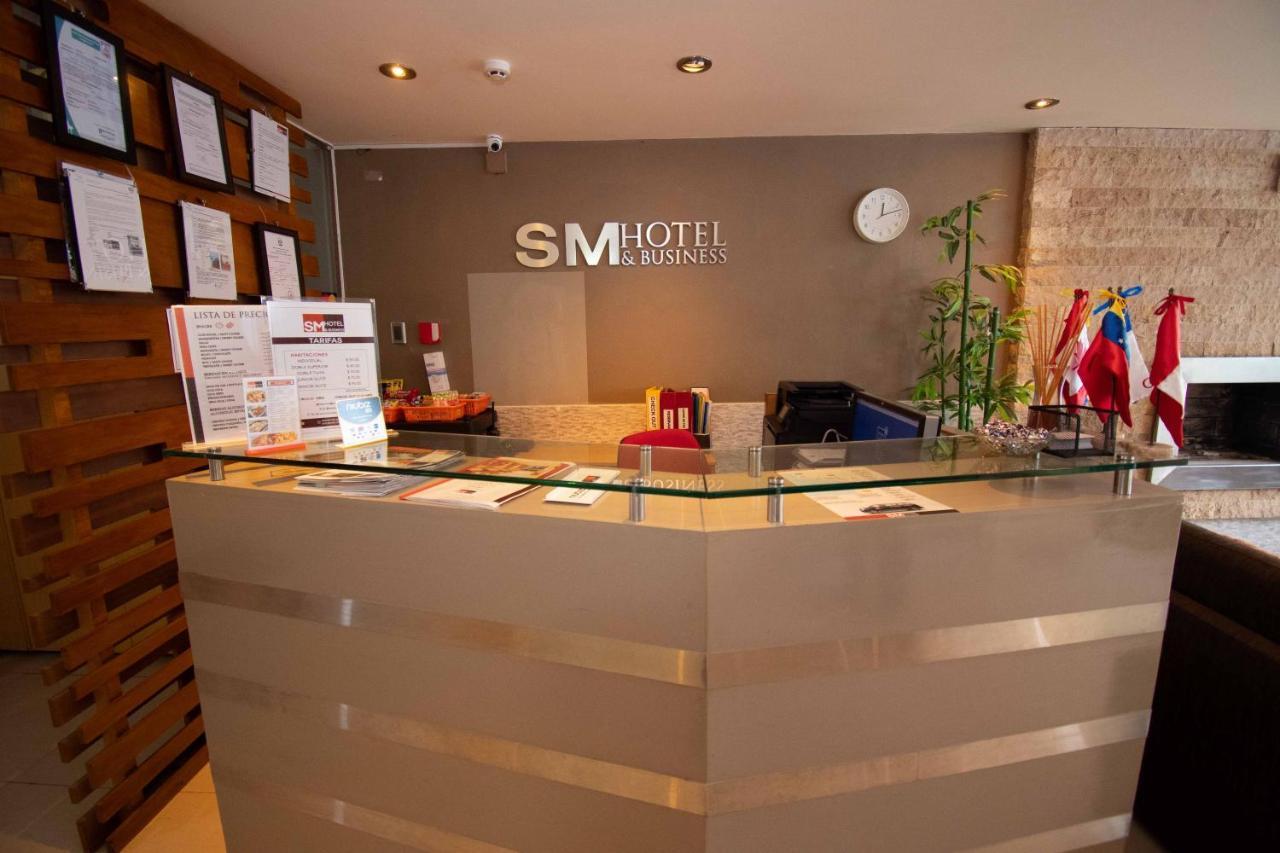 Sm Hotel Lima Luaran gambar