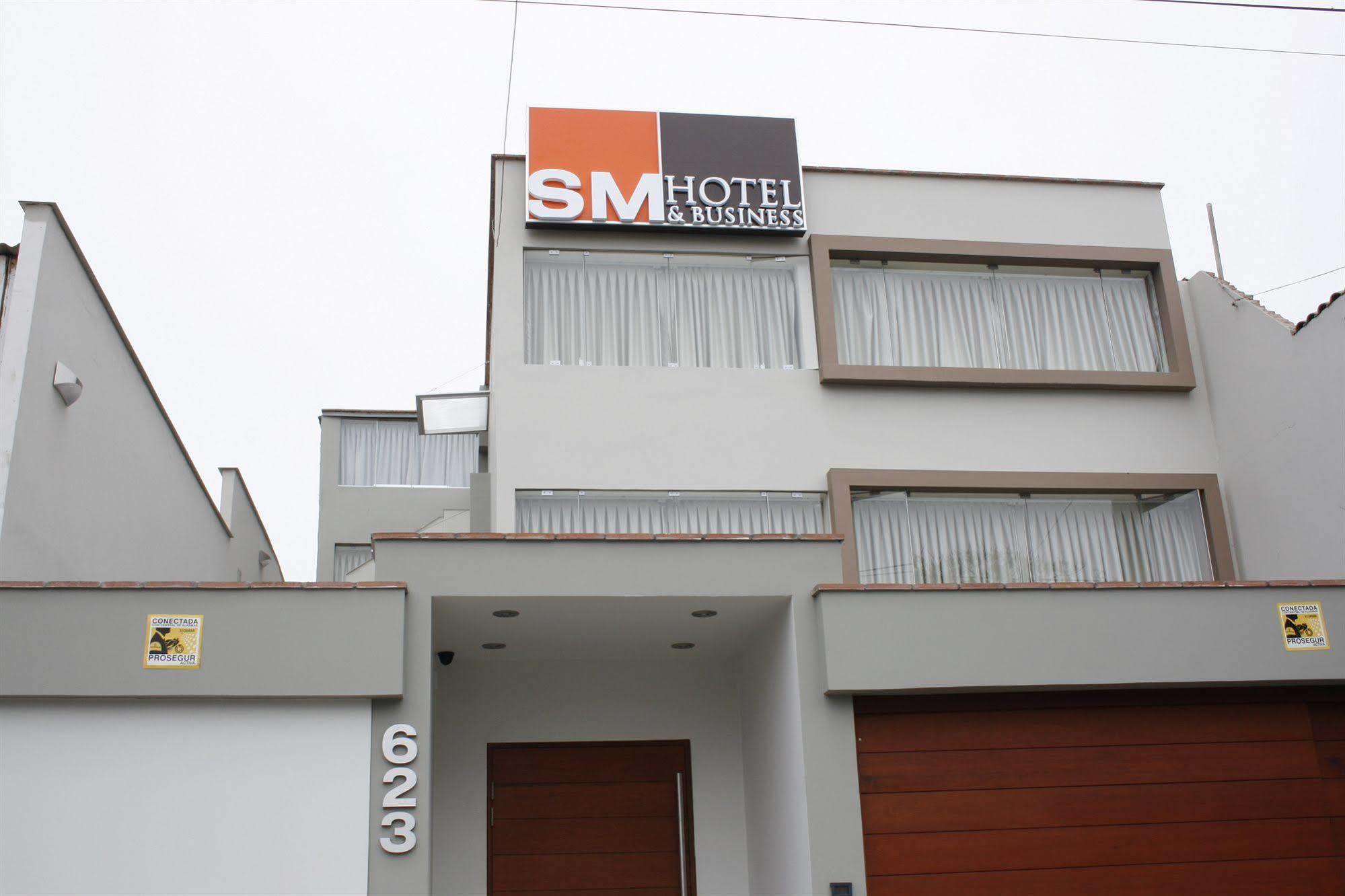 Sm Hotel Lima Luaran gambar